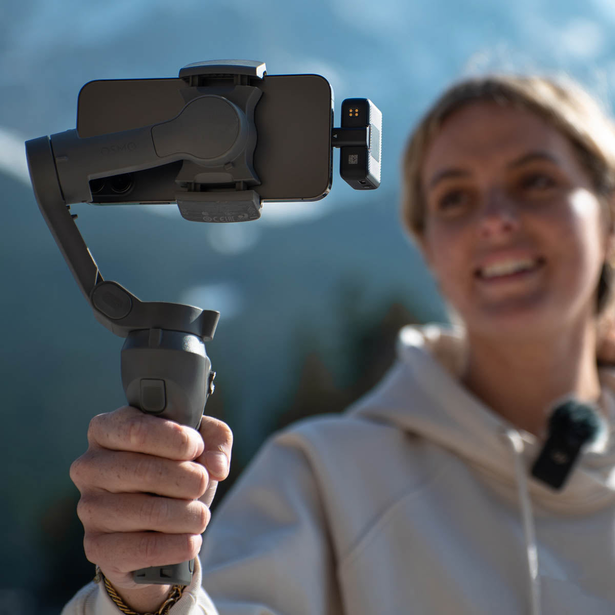 DJI Osmo Mobile SE Smartphone Gimbal Stabilizer Android & IOS for Vlog